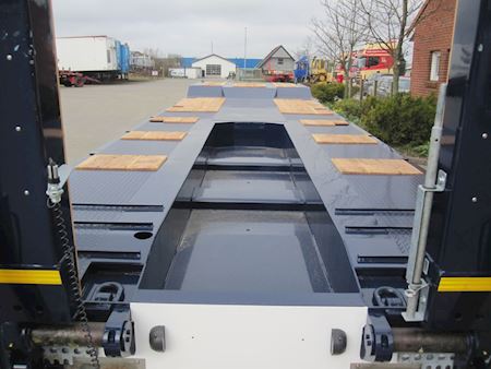 Goldhofer TN-L 6-47/80 Heavy trailer