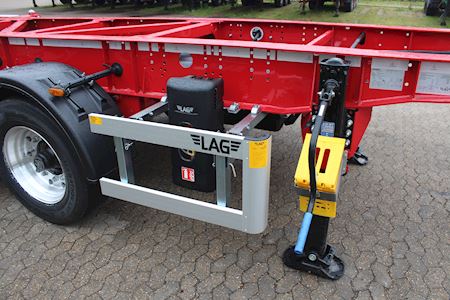 LAG  Chassis