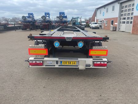 LAG 30+20 fods containerchassis Fahrgestell