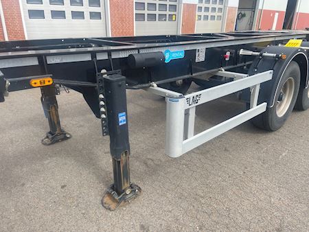 LAG 30+20 fods containerchassis Fahrgestell