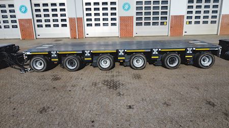 Goldhofer PST/SL-E 6 (12x4) Modular trailer